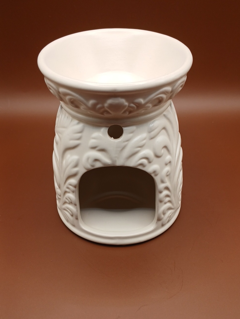 Yankee Candle Ceramic Ivory Embossed Wax Warmer